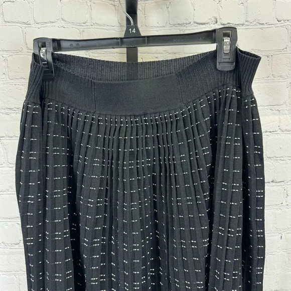 Rebecca Taylor Pleated Sweater Skirt Size Medium - Picture 3 of 5